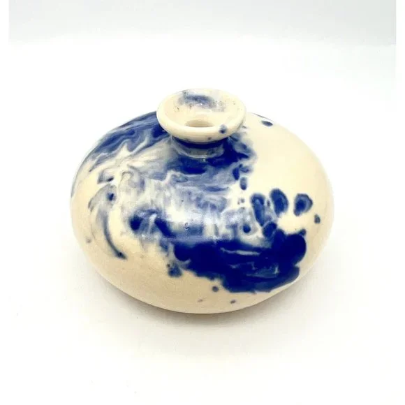 Art Pottery Bud Vase Oil Lamp Weed Pot Blue White Artist Signed R A Ceramic - Picture 3 of 8